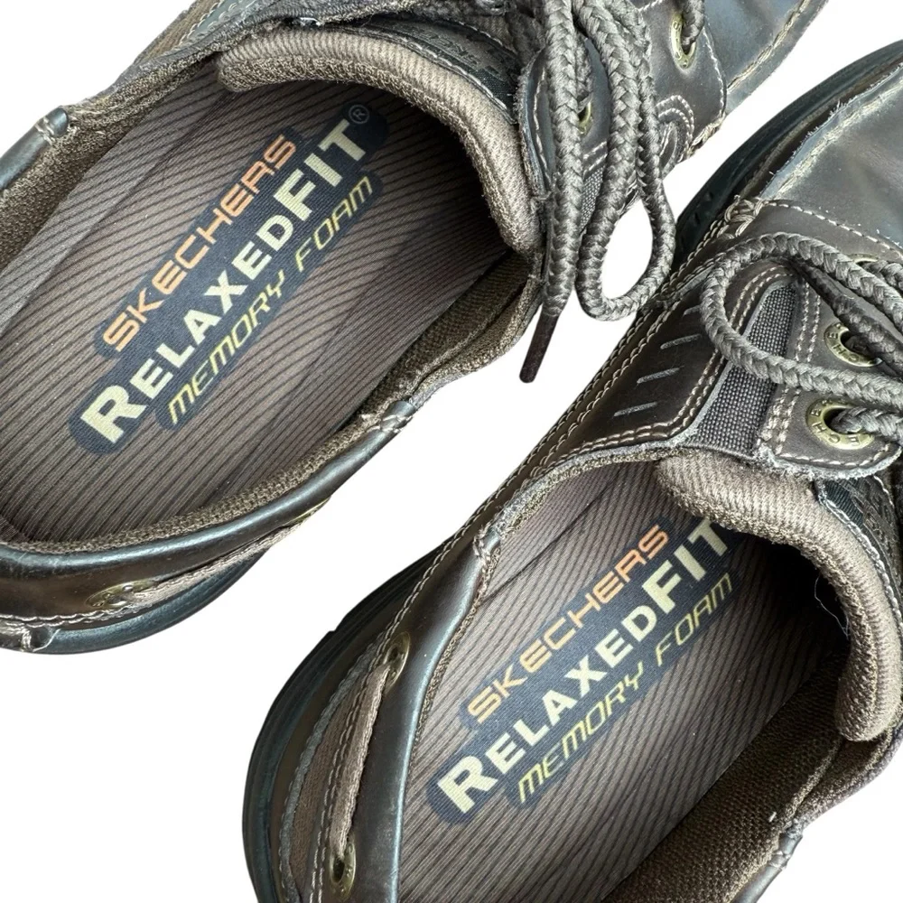 Skechers Men's Dark Brown Leather Relaxed Fit Lace Up Boat Shoes Size 8.5